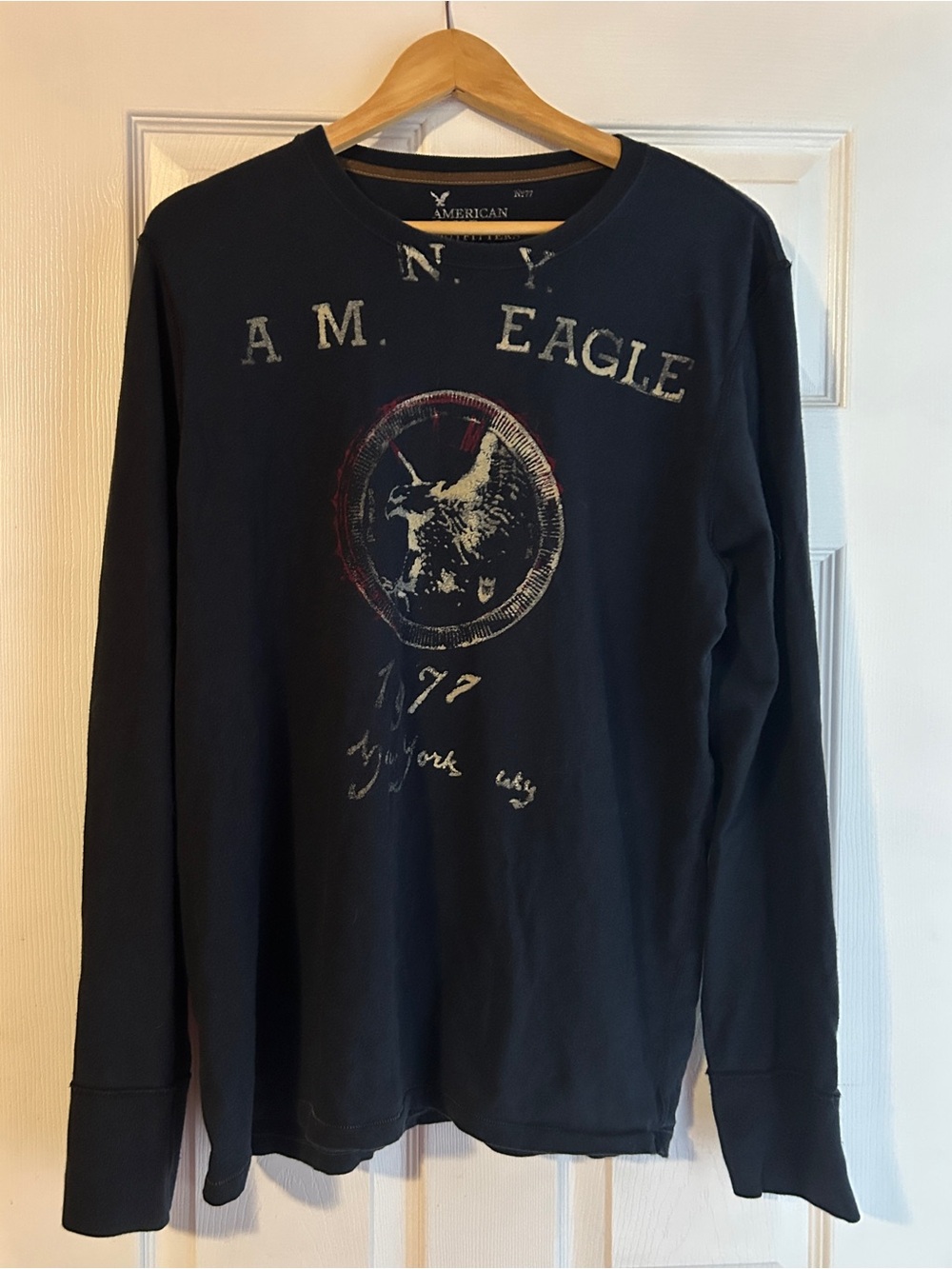 American Eagle Outfitters Men's Long-Sleeve Graphic Tee - Navy Blue